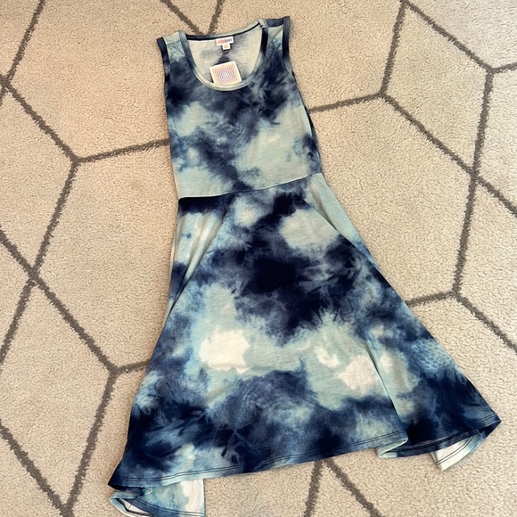 LuLaRoe Dresses & Skirts - LuLaRoe Nicki 🩵💙 NWT